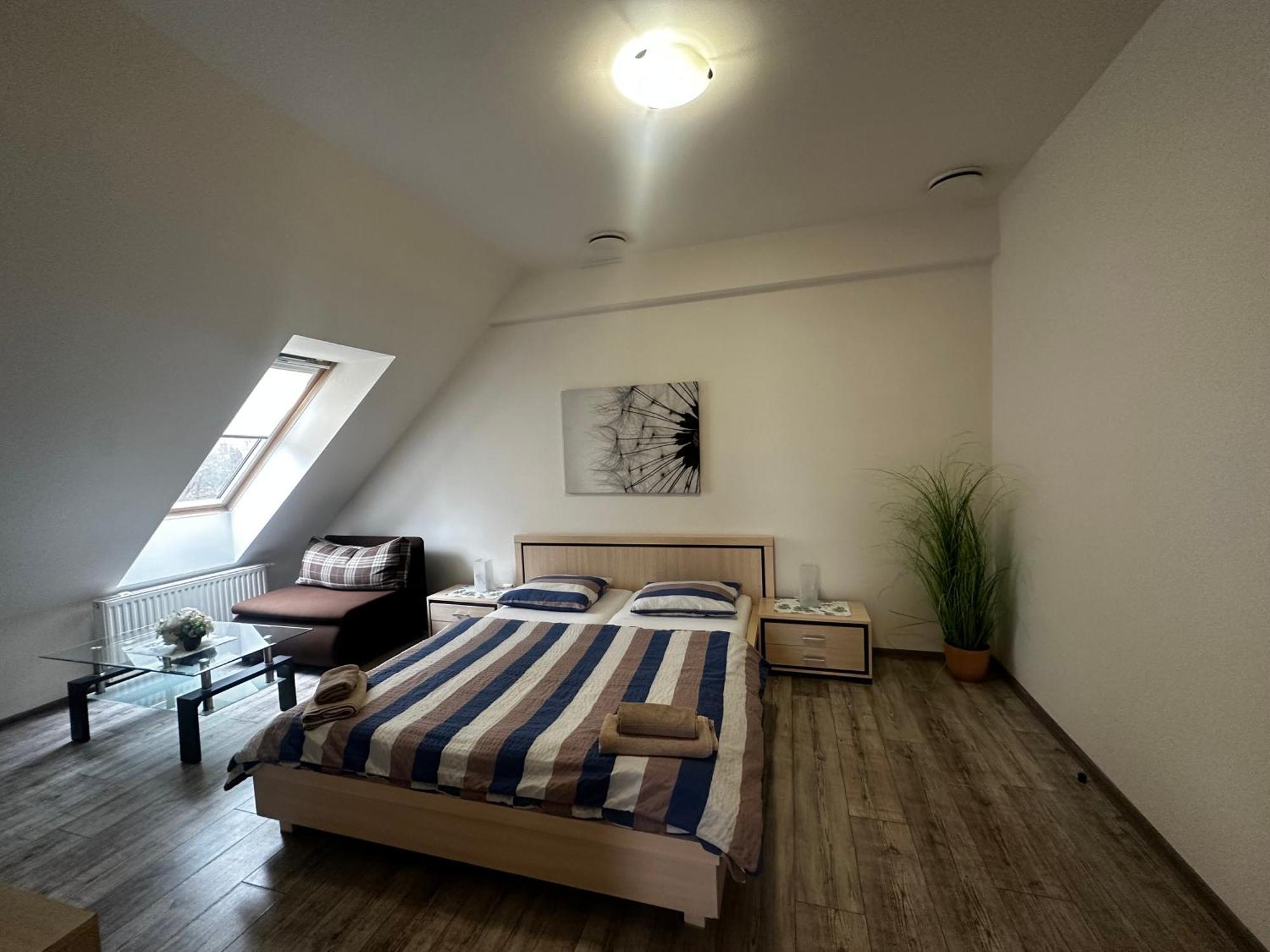 Penzion-Hutira Relax Club Handlova Ngoại thất bức ảnh